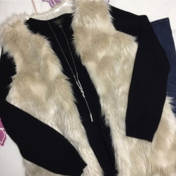 dani collection Jackets & Blazers - Off White Fur Vest